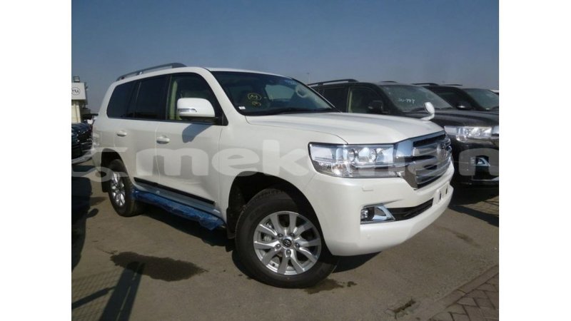 Big with watermark toyota land cruiser aragatsotn import dubai 2876