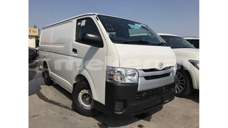 Big with watermark toyota hiace aragatsotn import dubai 2877