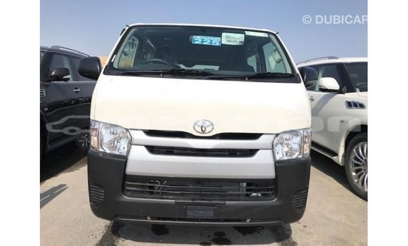 Buy Import Toyota Hiace White Car in Import - Dubai in Aragatsotn Buy Import Toyota Hiace White Car in Import - Dubai in Aragatsotn