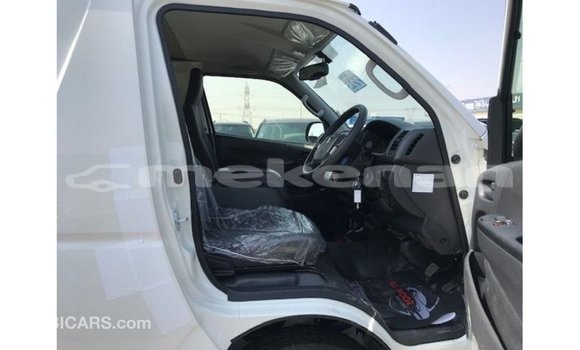 Buy Import Toyota Hiace White Car in Import - Dubai in Aragatsotn Buy Import Toyota Hiace White Car in Import - Dubai in Aragatsotn