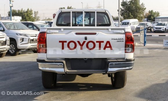 Buy Import Toyota Hilux White Car in Import - Dubai in Aragatsotn Buy Import Toyota Hilux White Car in Import - Dubai in Aragatsotn