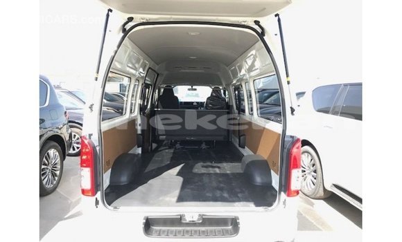 Buy Import Toyota Hiace White Car in Import - Dubai in Aragatsotn Buy Import Toyota Hiace White Car in Import - Dubai in Aragatsotn