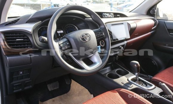 Buy Import Toyota Hilux White Car in Import - Dubai in Aragatsotn Buy Import Toyota Hilux White Car in Import - Dubai in Aragatsotn