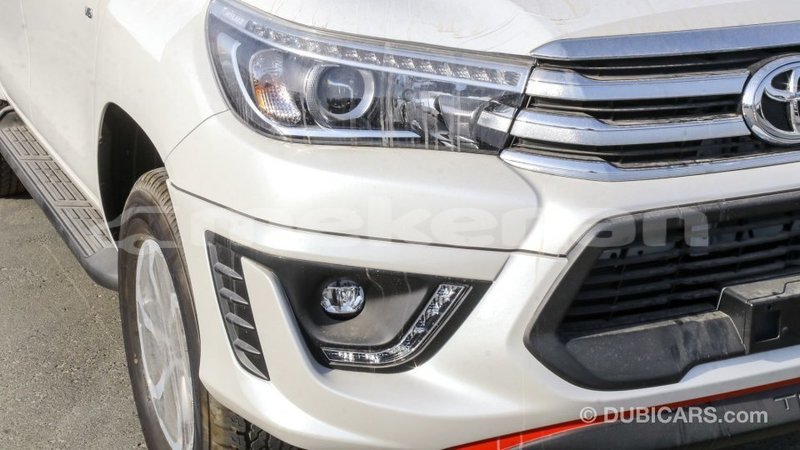 Big with watermark toyota hilux aragatsotn import dubai 2888