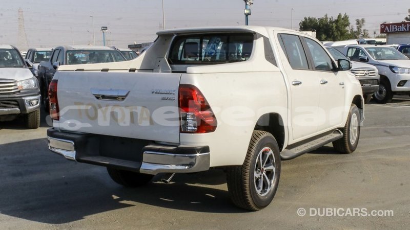 Big with watermark toyota hilux aragatsotn import dubai 2888