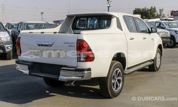 Buy Import Toyota Hilux White Car in Import - Dubai in Aragatsotn Buy Import Toyota Hilux White Car in Import - Dubai in Aragatsotn