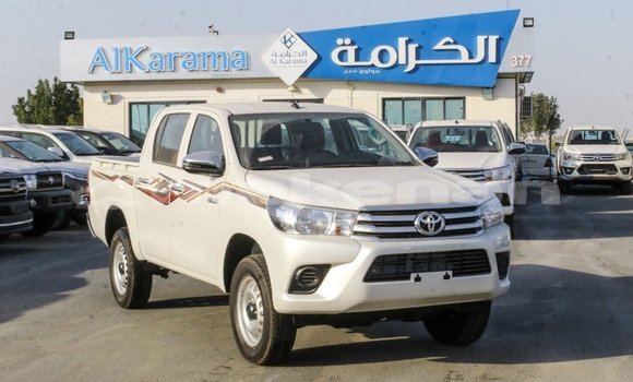 Buy Import Toyota Hilux White Car in Import - Dubai in Aragatsotn Buy Import Toyota Hilux White Car in Import - Dubai in Aragatsotn