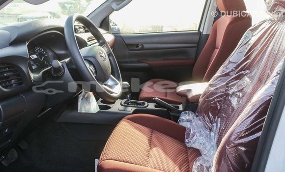 Buy Import Toyota Hilux White Car in Import - Dubai in Aragatsotn Buy Import Toyota Hilux White Car in Import - Dubai in Aragatsotn