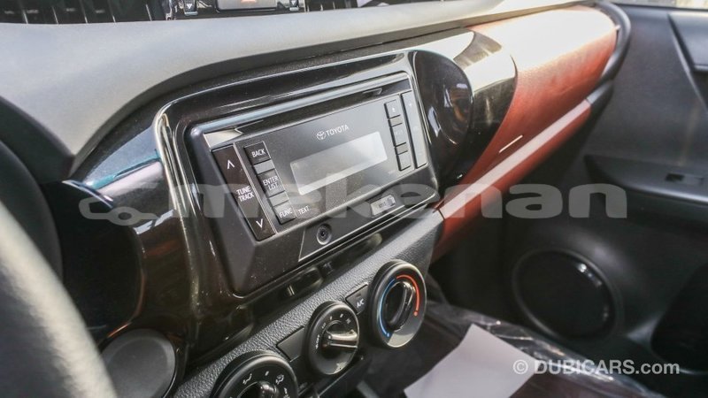 Big with watermark toyota hilux aragatsotn import dubai 2889