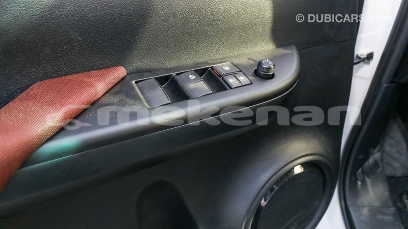 Big with watermark toyota hilux aragatsotn import dubai 2889