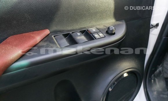 Buy Import Toyota Hilux White Car in Import - Dubai in Aragatsotn Buy Import Toyota Hilux White Car in Import - Dubai in Aragatsotn