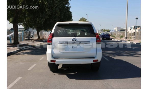 Buy Import Toyota Prado White Car in Import - Dubai in Aragatsotn Buy Import Toyota Prado White Car in Import - Dubai in Aragatsotn