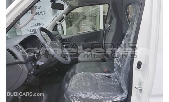 Buy Import Toyota Hiace White Car in Import - Dubai in Aragatsotn Buy Import Toyota Hiace White Car in Import - Dubai in Aragatsotn