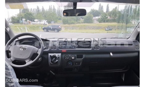 Buy Import Toyota Hiace White Car in Import - Dubai in Aragatsotn Buy Import Toyota Hiace White Car in Import - Dubai in Aragatsotn