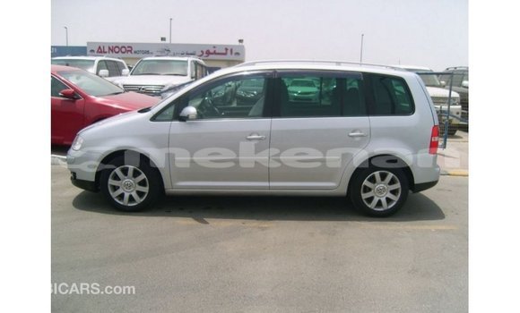 Buy Import Volkswagen Touran Other Car in Import - Dubai in Aragatsotn Buy Import Volkswagen Touran Other Car in Import - Dubai in Aragatsotn