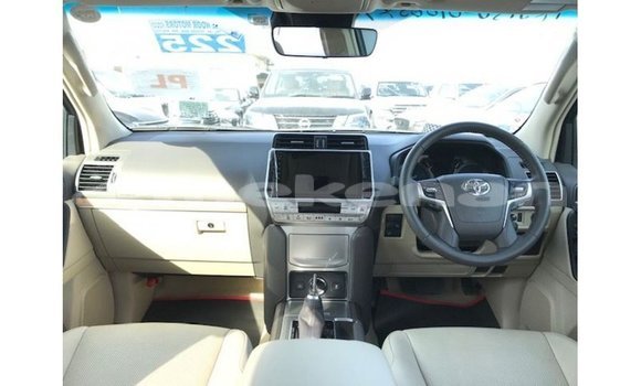 Buy Import Toyota Prado White Car in Import - Dubai in Aragatsotn Buy Import Toyota Prado White Car in Import - Dubai in Aragatsotn