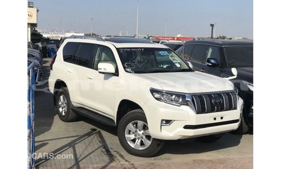 Buy Import Toyota Prado White Car in Import - Dubai in Aragatsotn Buy Import Toyota Prado White Car in Import - Dubai in Aragatsotn