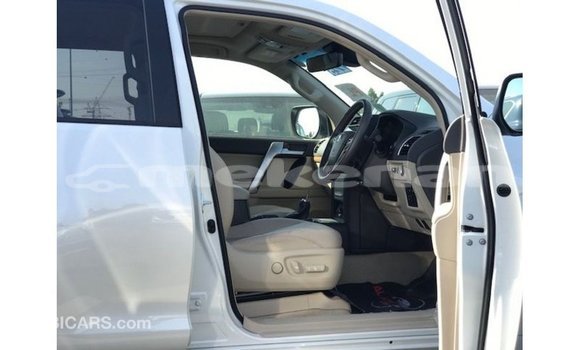Buy Import Toyota Prado White Car in Import - Dubai in Aragatsotn Buy Import Toyota Prado White Car in Import - Dubai in Aragatsotn