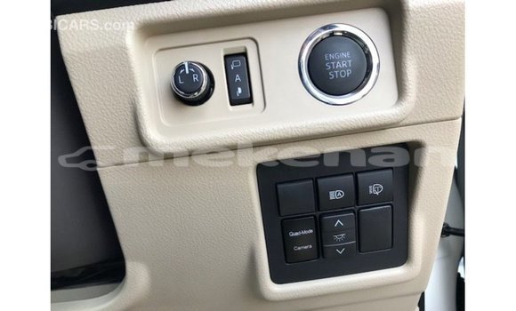 Buy Import Toyota Prado White Car in Import - Dubai in Aragatsotn Buy Import Toyota Prado White Car in Import - Dubai in Aragatsotn
