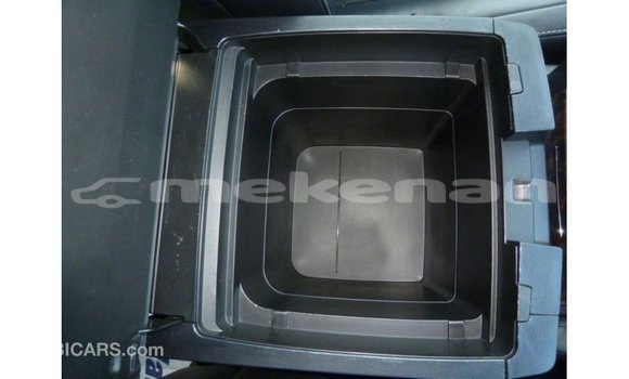 Buy Import Toyota Land Cruiser White Car in Import - Dubai in Aragatsotn Buy Import Toyota Land Cruiser White Car in Import - Dubai in Aragatsotn