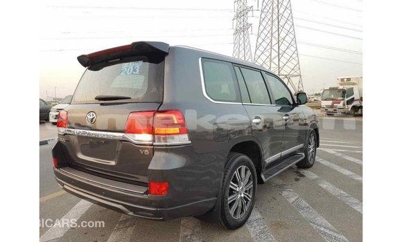 Buy Import Toyota Land Cruiser Other Car in Import - Dubai in Aragatsotn Buy Import Toyota Land Cruiser Other Car in Import - Dubai in Aragatsotn