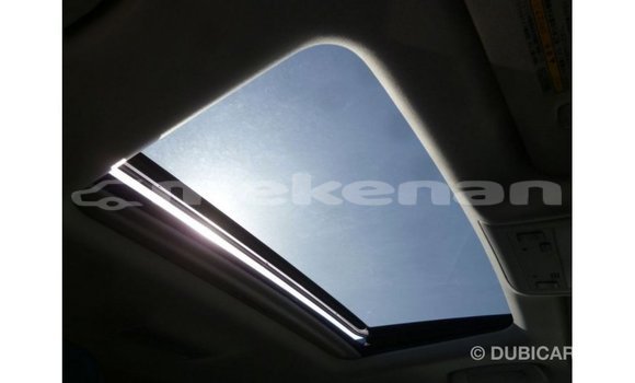 Buy Import Toyota Land Cruiser White Car in Import - Dubai in Aragatsotn Buy Import Toyota Land Cruiser White Car in Import - Dubai in Aragatsotn