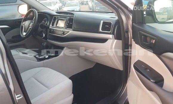 Buy Import Toyota Highlander Other Car in Import - Dubai in Aragatsotn Buy Import Toyota Highlander Other Car in Import - Dubai in Aragatsotn