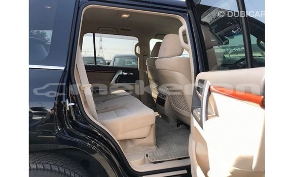 Buy Import Toyota Land Cruiser Black Car in Import - Dubai in Aragatsotn Buy Import Toyota Land Cruiser Black Car in Import - Dubai in Aragatsotn