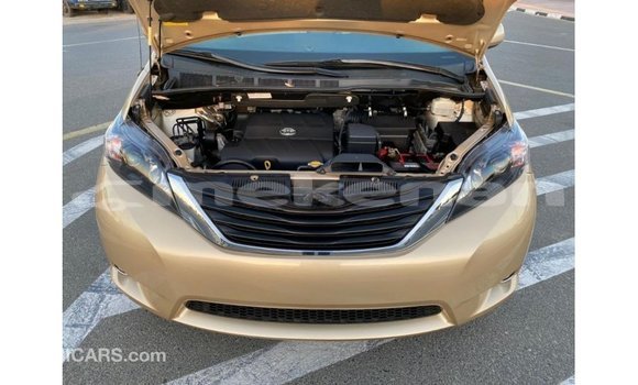 Buy Import Toyota Sienna Other Car in Import - Dubai in Aragatsotn Buy Import Toyota Sienna Other Car in Import - Dubai in Aragatsotn