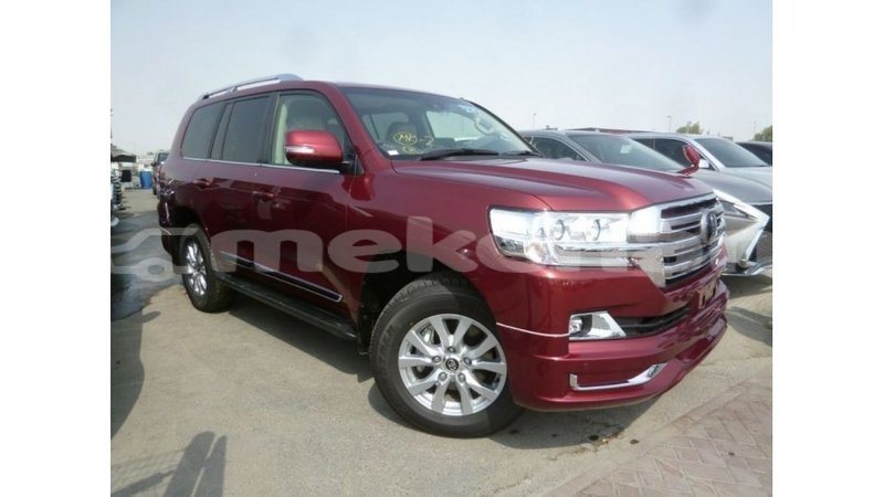 Big with watermark toyota land cruiser aragatsotn import dubai 2923