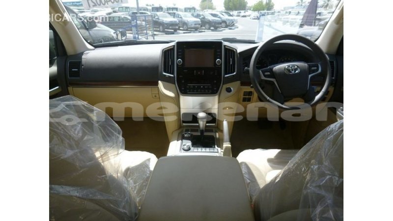 Big with watermark toyota land cruiser aragatsotn import dubai 2933
