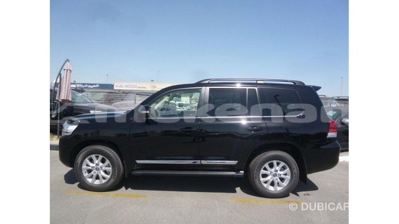 Big with watermark toyota land cruiser aragatsotn import dubai 2933