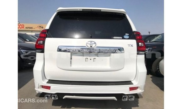 Buy Import Toyota Prado White Car in Import - Dubai in Aragatsotn Buy Import Toyota Prado White Car in Import - Dubai in Aragatsotn