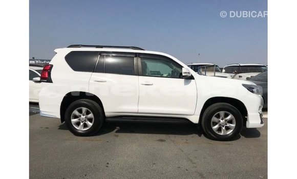 Buy Import Toyota Prado White Car in Import - Dubai in Aragatsotn Buy Import Toyota Prado White Car in Import - Dubai in Aragatsotn