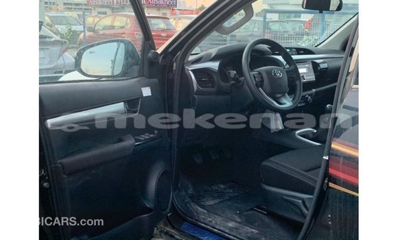 Buy Import Toyota Hilux Black Car in Import - Dubai in Aragatsotn Buy Import Toyota Hilux Black Car in Import - Dubai in Aragatsotn