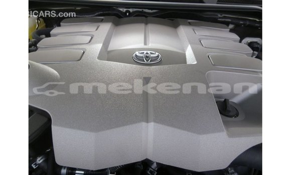 Buy Import Toyota Land Cruiser White Car in Import - Dubai in Aragatsotn Buy Import Toyota Land Cruiser White Car in Import - Dubai in Aragatsotn