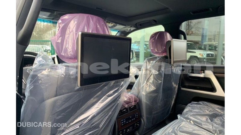 Big with watermark toyota land cruiser aragatsotn import dubai 2944