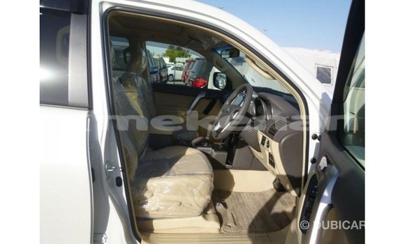 Buy Import Toyota Prado White Car in Import - Dubai in Aragatsotn Buy Import Toyota Prado White Car in Import - Dubai in Aragatsotn