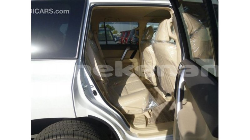 Big with watermark toyota prado aragatsotn import dubai 2954