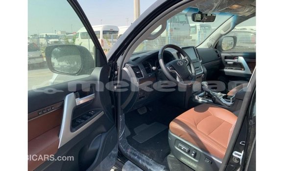 Buy Import Toyota Land Cruiser Black Car in Import - Dubai in Aragatsotn Buy Import Toyota Land Cruiser Black Car in Import - Dubai in Aragatsotn