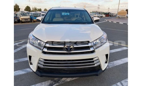 Buy Import Toyota Highlander White Car in Import - Dubai in Aragatsotn Buy Import Toyota Highlander White Car in Import - Dubai in Aragatsotn
