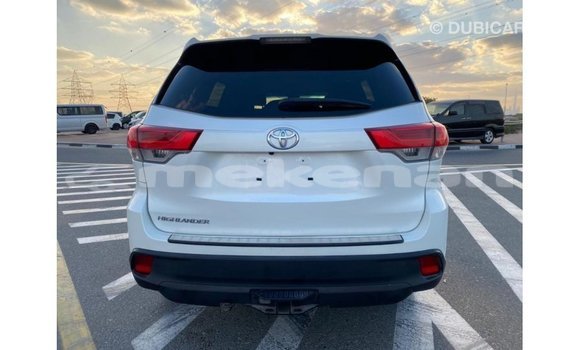 Buy Import Toyota Highlander White Car in Import - Dubai in Aragatsotn Buy Import Toyota Highlander White Car in Import - Dubai in Aragatsotn
