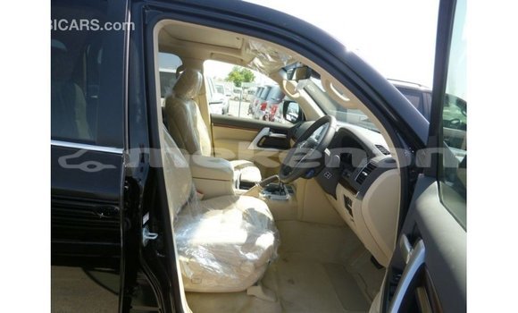 Buy Import Toyota Land Cruiser Black Car in Import - Dubai in Aragatsotn Buy Import Toyota Land Cruiser Black Car in Import - Dubai in Aragatsotn
