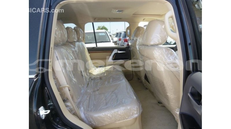 Big with watermark toyota land cruiser aragatsotn import dubai 2968