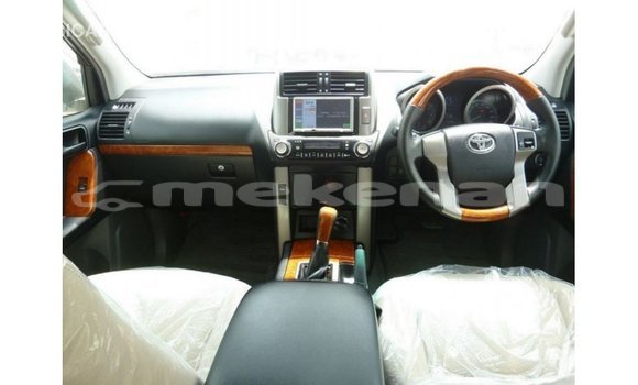 Buy Import Toyota Prado White Car in Import - Dubai in Aragatsotn Buy Import Toyota Prado White Car in Import - Dubai in Aragatsotn