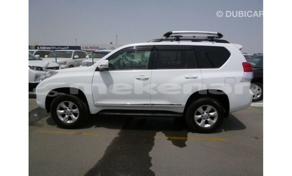 Buy Import Toyota Prado White Car in Import - Dubai in Aragatsotn Buy Import Toyota Prado White Car in Import - Dubai in Aragatsotn