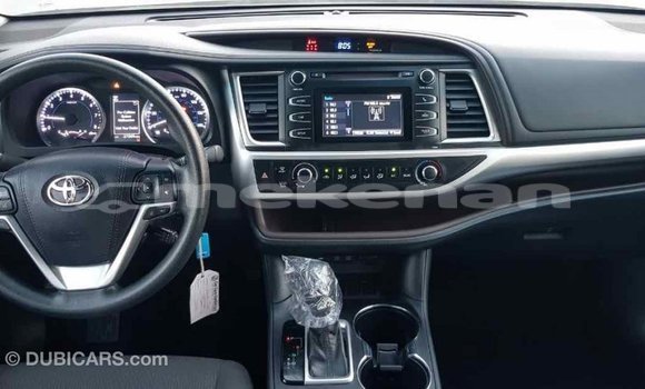 Buy Import Toyota Highlander Other Car in Import - Dubai in Aragatsotn Buy Import Toyota Highlander Other Car in Import - Dubai in Aragatsotn