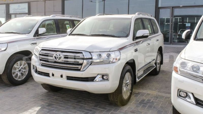 Big with watermark toyota land cruiser aragatsotn import dubai 2976