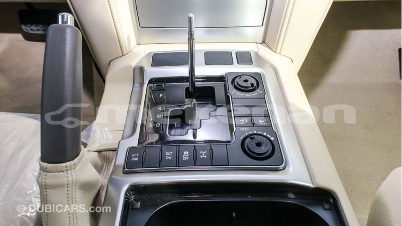 Big with watermark toyota land cruiser aragatsotn import dubai 2976