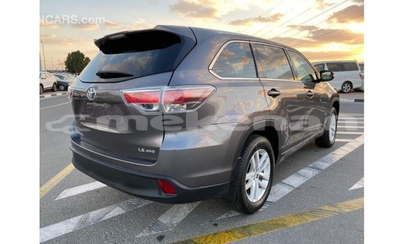 Buy Import Toyota Highlander Other Car in Import - Dubai in Aragatsotn Buy Import Toyota Highlander Other Car in Import - Dubai in Aragatsotn